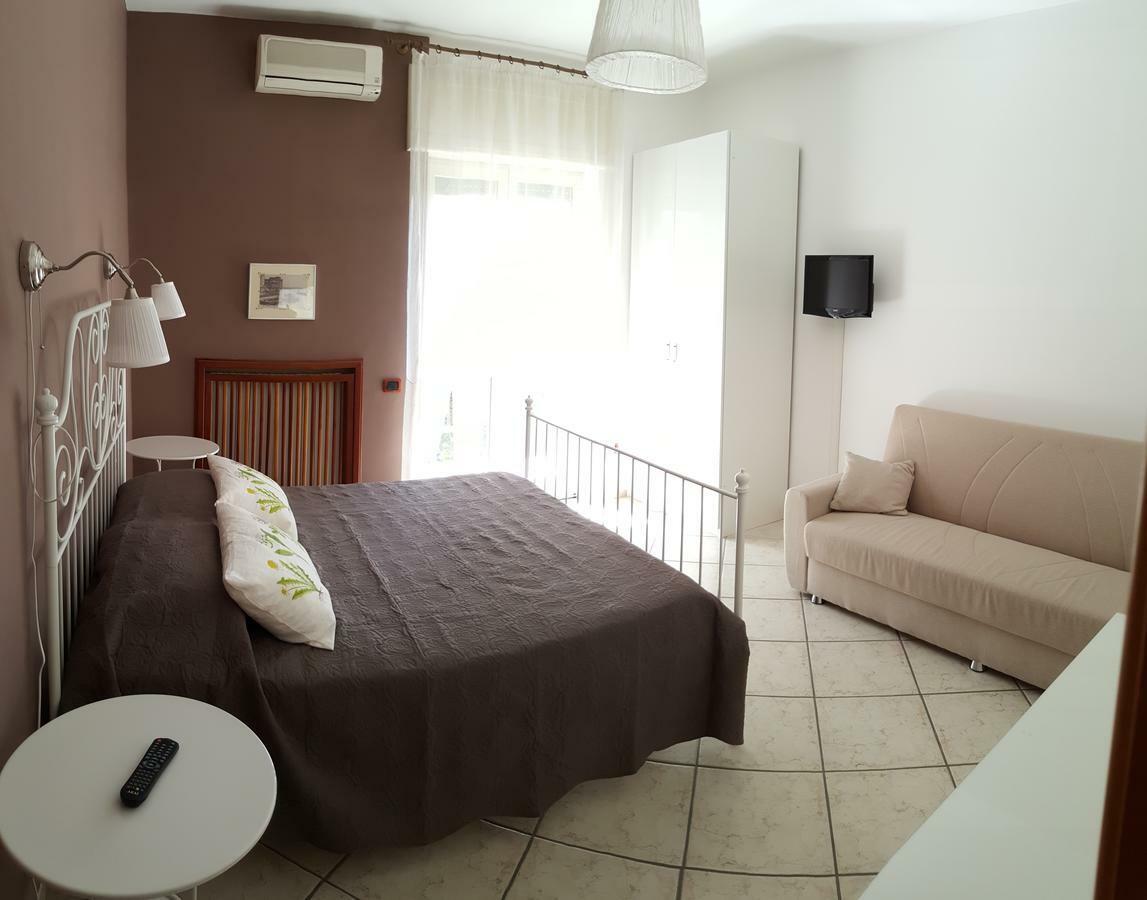 B&B Aminei Metro Napoli Dış mekan fotoğraf